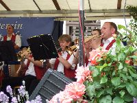 spgm-1.4.4/gal/Brunnenfest_Muenster_2010/_thb_image11.jpg