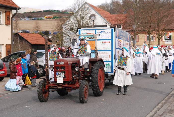 spgm-1.4.4/gal/Faschingsumzug_Merchingen_2012/DSC_9827.jpg