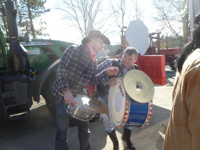 spgm-1.4.4/gal/Faschingsumzug_Merchingen_2017/P1100459.jpg